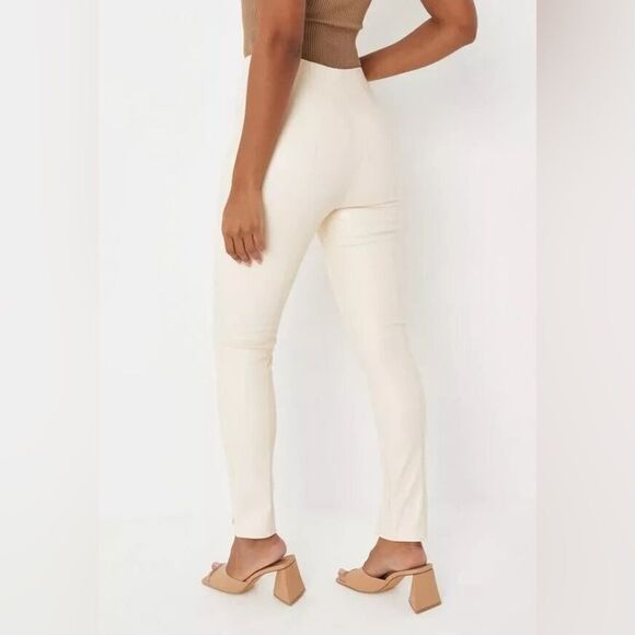 NWT Missguided Faux Leather Split Hem Leggings in Cream Size 8 US - Picture 3 of 4